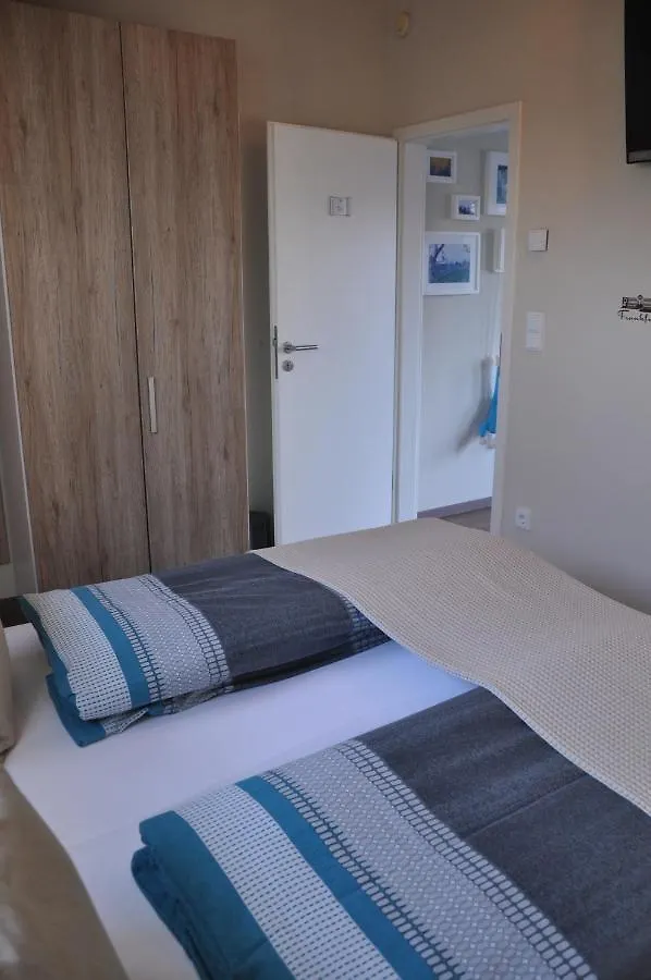 **  Frankfurt Bed & Breakfast Frankfurt nad Mohanem Německo